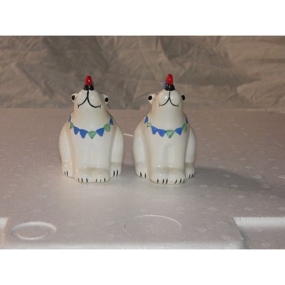POLAR BEARS WITH COLORFUL FISH ON NOSES SALT & PEPPER SHAKERS, Vintage Coco Dowl - Picture 1 of 6